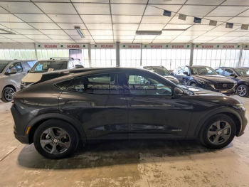 Photo 7 du bon plan FORD Mustang Mach-E 269ch Standard Range 72,6kWh Mach-E Propulsion occasion à 32900 €