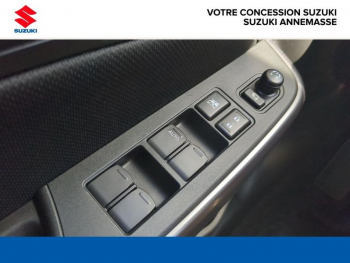 Photo 9 du bon plan SUZUKI Swift 1.2 Dualjet Hybrid 83ch Pack AllGrip occasion à 16490 €