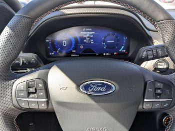 Photo 16 du bon plan FORD Puma 1.0 Flexifuel 125ch S&S mHEV ST-Line X Vivid Ruby Edition occasion à 22990 €