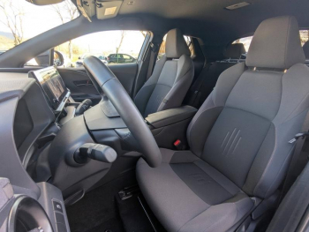 Photo 4 du bon plan TOYOTA C-HR 2.0 Hybride 200ch Design NG23 occasion à 27990 €