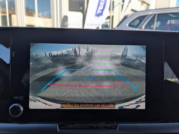 Photo 17 du bon plan TOYOTA C-HR 2.0 Hybride 200ch Design NG23 occasion à 27990 €