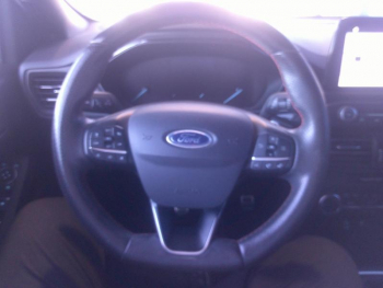 Photo 5 du bon plan FORD Focus 1.0 EcoBoost 125ch ST-Line occasion à 11900 €
