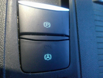 Photo 20 du bon plan FORD Focus 1.0 EcoBoost 125ch ST-Line occasion à 11900 €