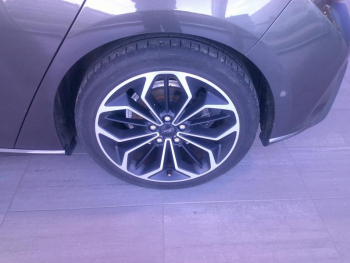 Photo 24 du bon plan FORD Focus 1.0 EcoBoost 125ch ST-Line occasion à 11900 €