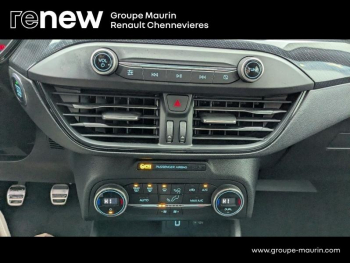 Photo 23 du bon plan FORD Focus 1.0 EcoBoost 125ch ST-Line 96g occasion à 12999 €