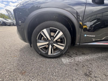 Photo 35 du bon plan NISSAN X-Trail e-4orce 213ch Tekna occasion à 30990 €