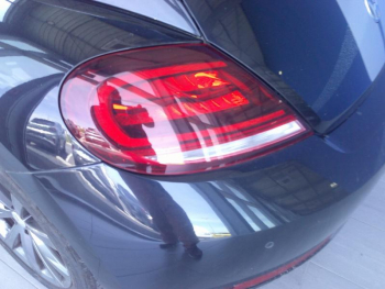 Photo 4 du bon plan VOLKSWAGEN Coccinelle Cabriolet 1.4 TSI 150ch BlueMotion Technology Couture Exclusive DSG7 occasion à 19900 €
