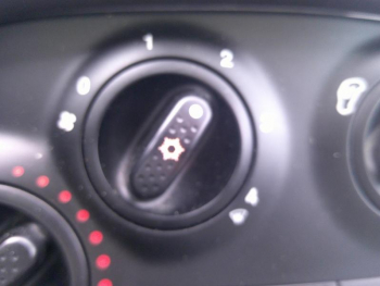 Photo 9 du bon plan FIAT 500 1.2 8v 69ch S&S Lounge occasion à 6900 €