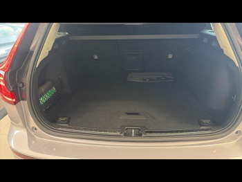 Photo 7 du bon plan VOLVO V60 B4 197ch Plus Style Dark DCT 7 occasion à 47990 €