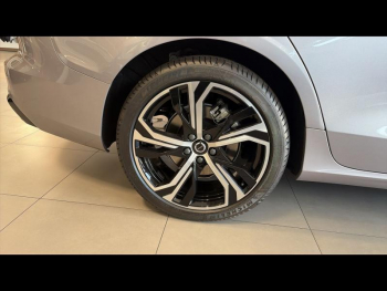 Photo 9 du bon plan VOLVO V60 B4 197ch Plus Style Dark DCT 7 occasion à 47990 €