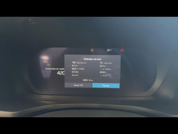 Photo 15 du bon plan VOLVO V60 B4 197ch Plus Style Dark DCT 7 occasion à 47990 €