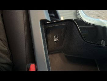 Photo 20 du bon plan VOLVO V60 B4 197ch Plus Style Dark DCT 7 occasion à 47990 €