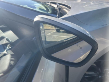 Photo 22 du bon plan FORD Focus 1.0 Flexifuel mHEV 125ch ST-Line Design occasion à 21800 €