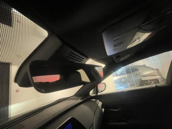 Photo 27 du bon plan LEXUS UX 300h F SPORT Design 2WD occasion à 31990 €