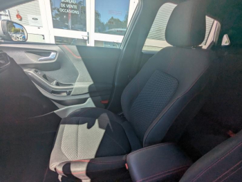 Photo 27 du bon plan FORD Puma 1.0 Flexifuel 125ch S&S mHEV ST-Line Design 3 occasion à 15800 €