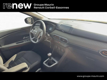 Photo 19 du bon plan DACIA Sandero 1.0 TCe 90ch Stepway Confort -22 occasion à 13490 €