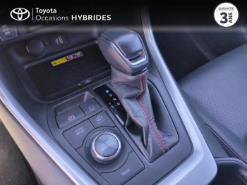 Photo 22 du bon plan TOYOTA RAV4 2.5 Hybride Rechargeable 306ch Collection AWD-i MY24 occasion à 42990 €