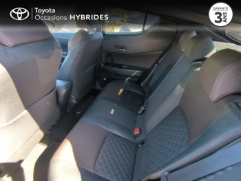 Photo 12 du bon plan TOYOTA C-HR 122h Distinctive 2WD E-CVT RC18 occasion à 17990 €