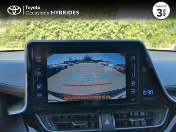 Photo 20 du bon plan TOYOTA C-HR 122h Distinctive 2WD E-CVT RC18 occasion à 17990 €