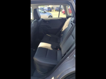 Photo 22 du bon plan TOYOTA RAV4 2.5 Hybride 185ch Lounge 2WD NG occasion à 51490 €
