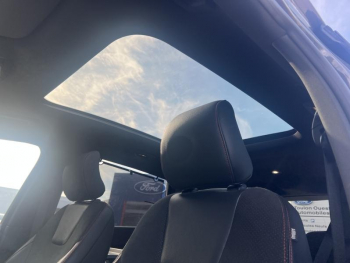 Photo 32 du bon plan FORD S-MAX 2.5 Duratec 190ch Hybrid ST-Line eCVT occasion à 35900 €