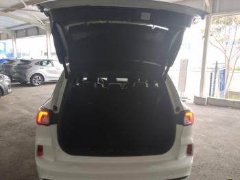 Photo 9 du bon plan FORD Kuga 2.5 Duratec 190ch FHEV ST-Line X BVA occasion à 21900 €