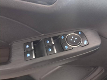 Photo 16 du bon plan FORD Kuga 2.5 Duratec 190ch FHEV ST-Line X BVA occasion à 21900 €