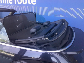 Photo 18 du bon plan VOLKSWAGEN Coccinelle Cabriolet 1.4 TSI 150ch BlueMotion Technology Couture Exclusive DSG7 occasion à 19900 €