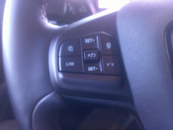 Photo 14 du bon plan FORD Mustang Mach-E 269ch Standard Range 72,6kWh Mach-E Propulsion occasion à 34900 €