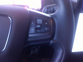 Photo 15 du bon plan FORD Mustang Mach-E 269ch Standard Range 72,6kWh Mach-E Propulsion occasion à 34900 €