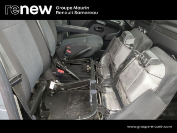 Photo 12 du bon plan RENAULT Master Fg VUL F3300 L2H2 2.3 Blue dCi 150ch Grand Confort Euro6 occasion à 15900 €