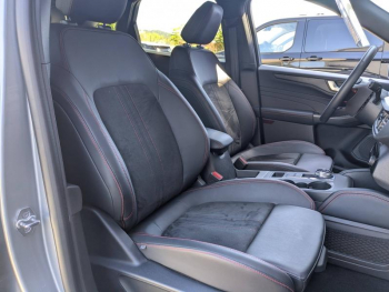 Photo 20 du bon plan FORD Kuga 2.5 Duratec 243ch Hybride Rechargeable ST-Line X Powershift occasion à 34900 €