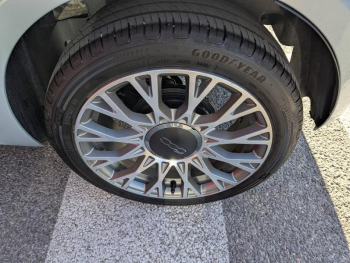 Photo 26 du bon plan FIAT 500 1.0 70ch BSG S&S Dolcevita occasion à 12990 €