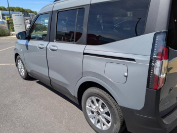 Photo 4 du bon plan FORD Tourneo Courier 1.0 EcoBoost 125ch S&S Titanium occasion à 23290 €