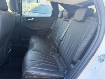 Photo 10 du bon plan FORD Kuga 2.5 Duratec 190ch FHEV E85 Vignale BVA occasion à 22900 €
