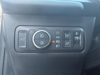 Photo 13 du bon plan FORD Kuga 2.5 Duratec 190ch FHEV E85 Vignale BVA occasion à 22900 €