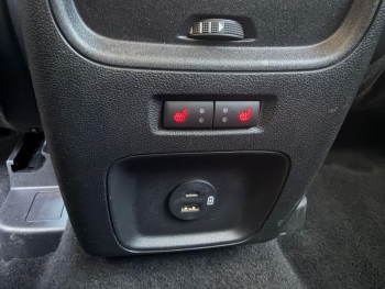 Photo 14 du bon plan FORD Kuga 2.5 Duratec 190ch FHEV E85 Vignale BVA occasion à 22900 €