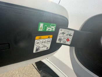 Photo 24 du bon plan FORD Kuga 2.5 Duratec 190ch FHEV E85 Vignale BVA occasion à 22900 €