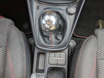 Photo 15 du bon plan FORD Puma 1.0 Flexifuel 125ch S&S mHEV ST-Line occasion à 18590 €