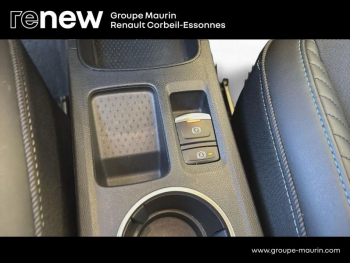 Photo 29 du bon plan RENAULT Captur 1.6 E-Tech full hybrid 145ch esprit Alpine occasion à 25490 €