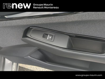 Photo 27 du bon plan RENAULT Austral 1.2 TCe mild hybrid advanced 130ch Evolution - 23 occasion à 19800 €