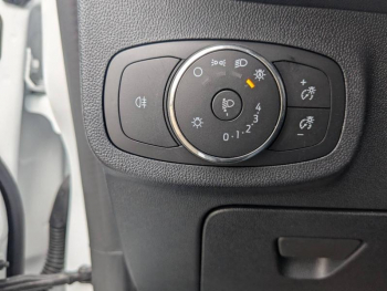 Photo 21 du bon plan FORD Fiesta 1.0 Flexifuel 95ch Titanium Business 5p occasion à 15990 €