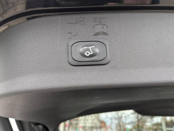 Photo 21 du bon plan FORD Kuga 1.5 Flexifuel-E85 150ch Stop&Start ST-Line 170g 4x2 Euro6.2 occasion à 18390 €