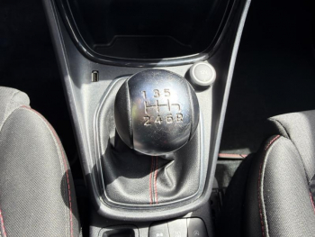 Photo 14 du bon plan FORD Puma 1.0 Flexifuel 125ch S&S mHEV ST-Line occasion à 15980 €