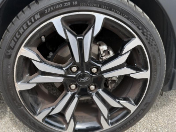 Photo 19 du bon plan FORD Fiesta 1.0 Flexifuel 95ch Active X 5p occasion à 16290 €