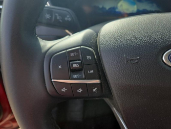 Photo 16 du bon plan FORD Kuga 2.5 Duratec 190ch FHEV E85 Titanium BVA occasion à 24790 €