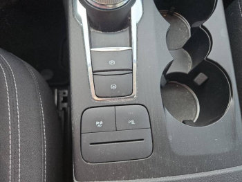 Photo 27 du bon plan FORD Kuga 2.5 Duratec 190ch FHEV E85 Titanium BVA occasion à 24790 €