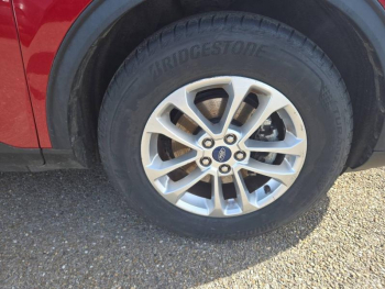 Photo 32 du bon plan FORD Kuga 2.5 Duratec 190ch FHEV E85 Titanium BVA occasion à 24790 €
