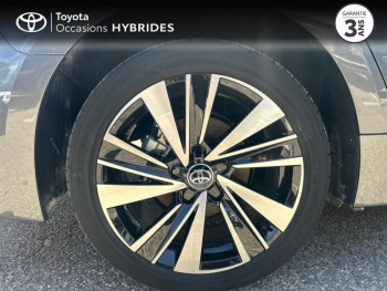 Photo 16 du bon plan TOYOTA Corolla Touring Spt 1.8 140ch Design MY24 occasion à 28990 €