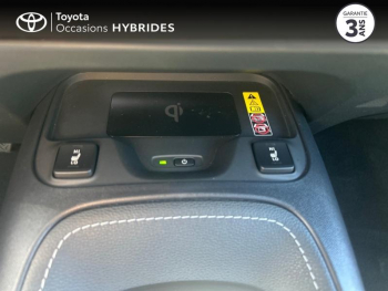 Photo 21 du bon plan TOYOTA Corolla Touring Spt 1.8 140ch Design MY24 occasion à 28990 €
